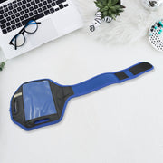 Detailed view of the running armband's adjustable strap and comfortable fit for various arm sizes.