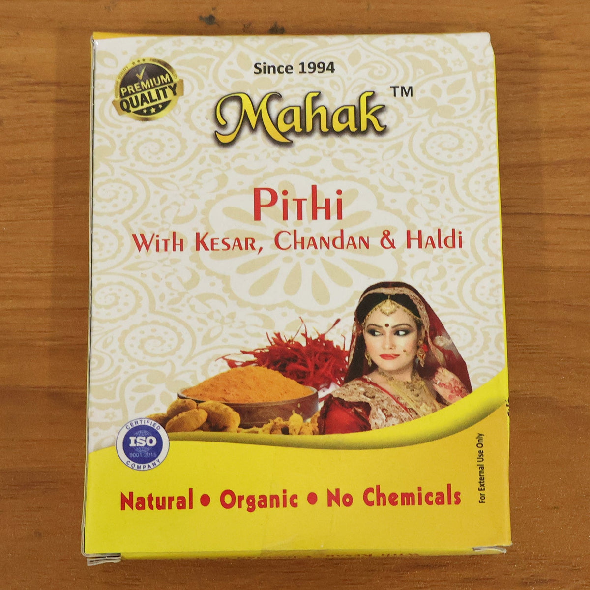 Fine herbal powder of Mahak Pithi for gentle face and body cleansing