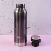Vacuum flask 500 ml for daily hydration, featuring durable stainless steel