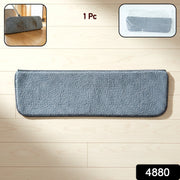 Flat mop replacement pad made of soft microfiber material