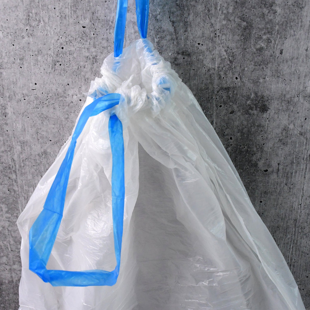 Garbage bags suitable for household and office waste disposal