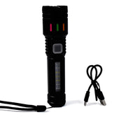 Zoomable LED flashlight providing focused illumination outdoors