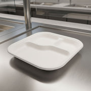 Compostable bagasse meal plate ideal for takeaway and eco-conscious catering events
