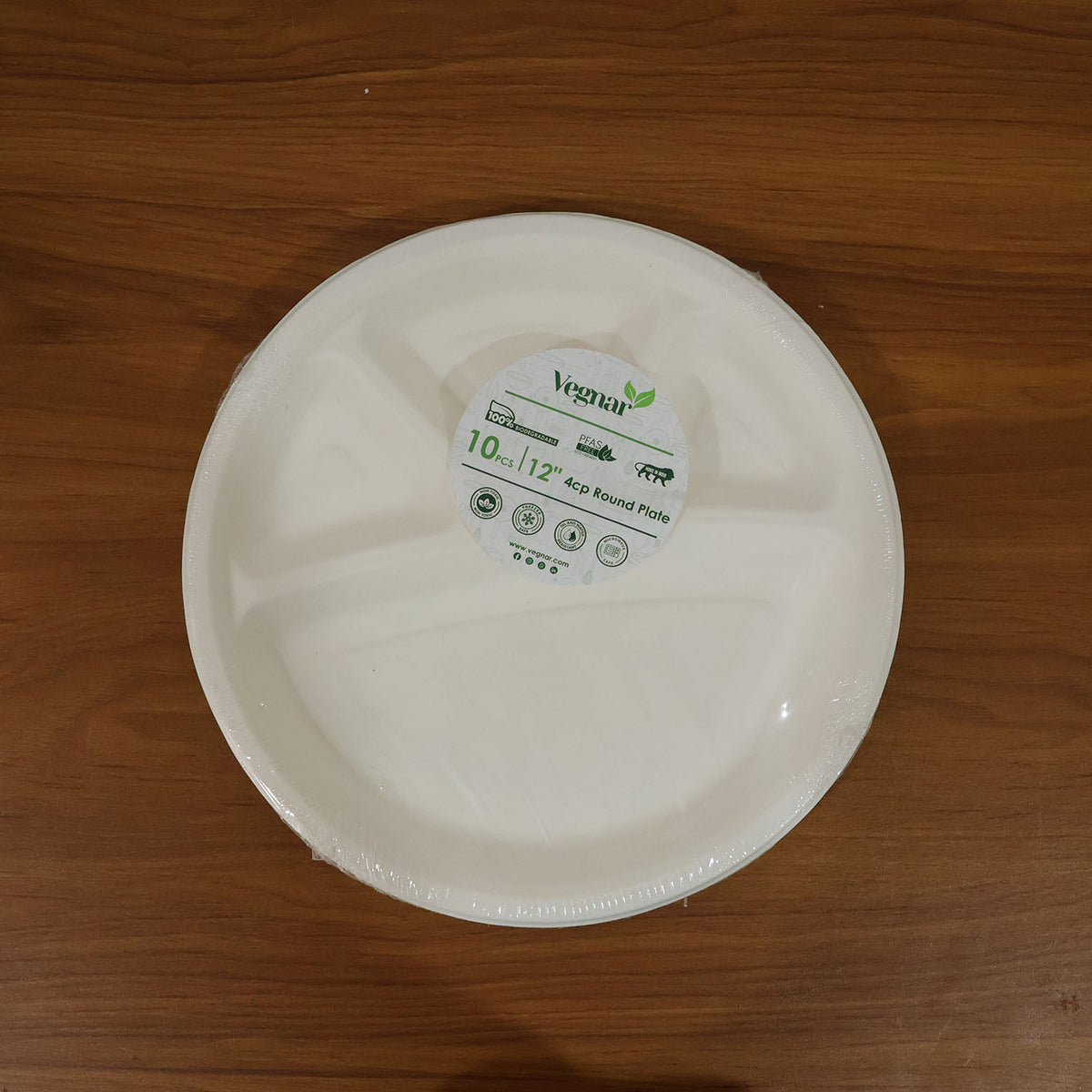 Usage scenario of 4 compartment disposable plate in party setting