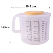 Plastic food storage box suitable for flour and sugar