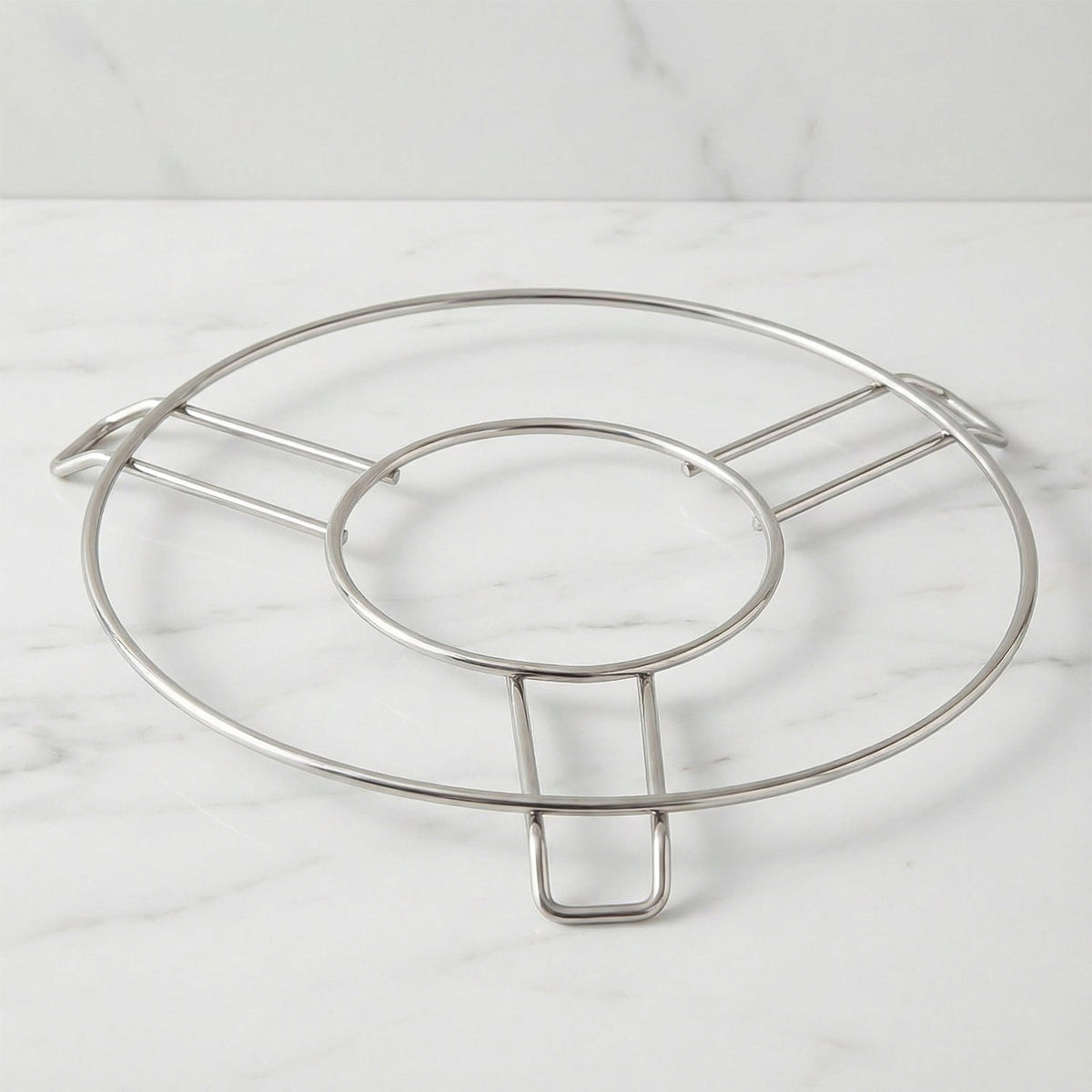 Metal cooking stand ideal for supporting pressure cookers securely