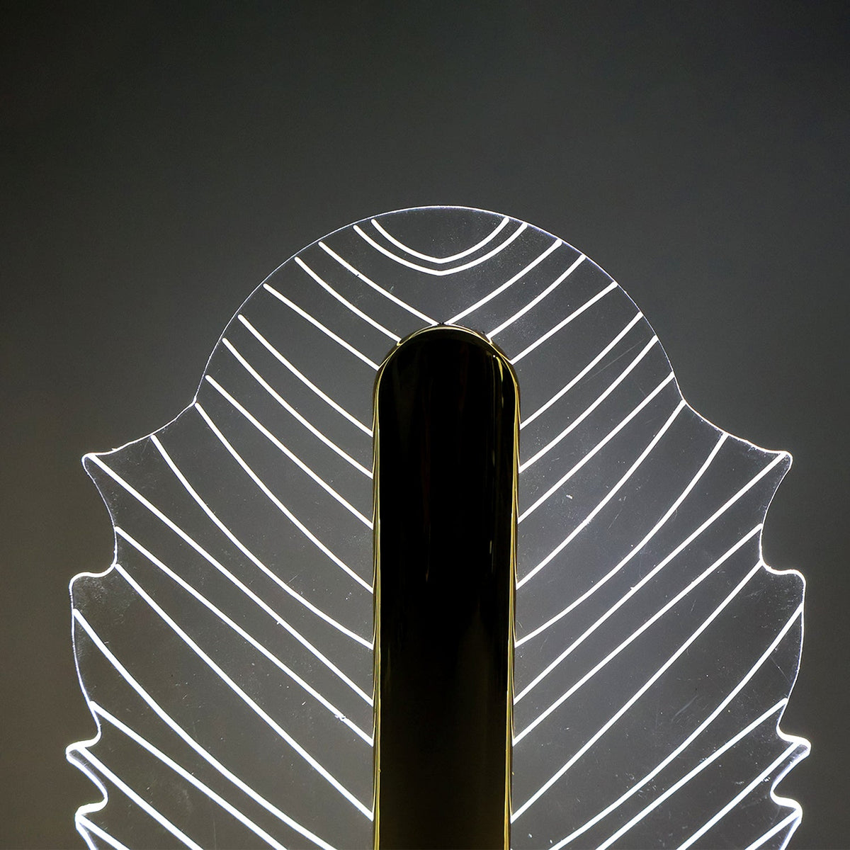 Modern leaf shape crystal lamp for home decor and ambient lighting