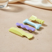 Women’s hair styling clips in alligator design for versatile looks