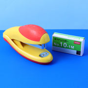 Handheld heavy-duty stapler with ergonomic grip for comfortable use