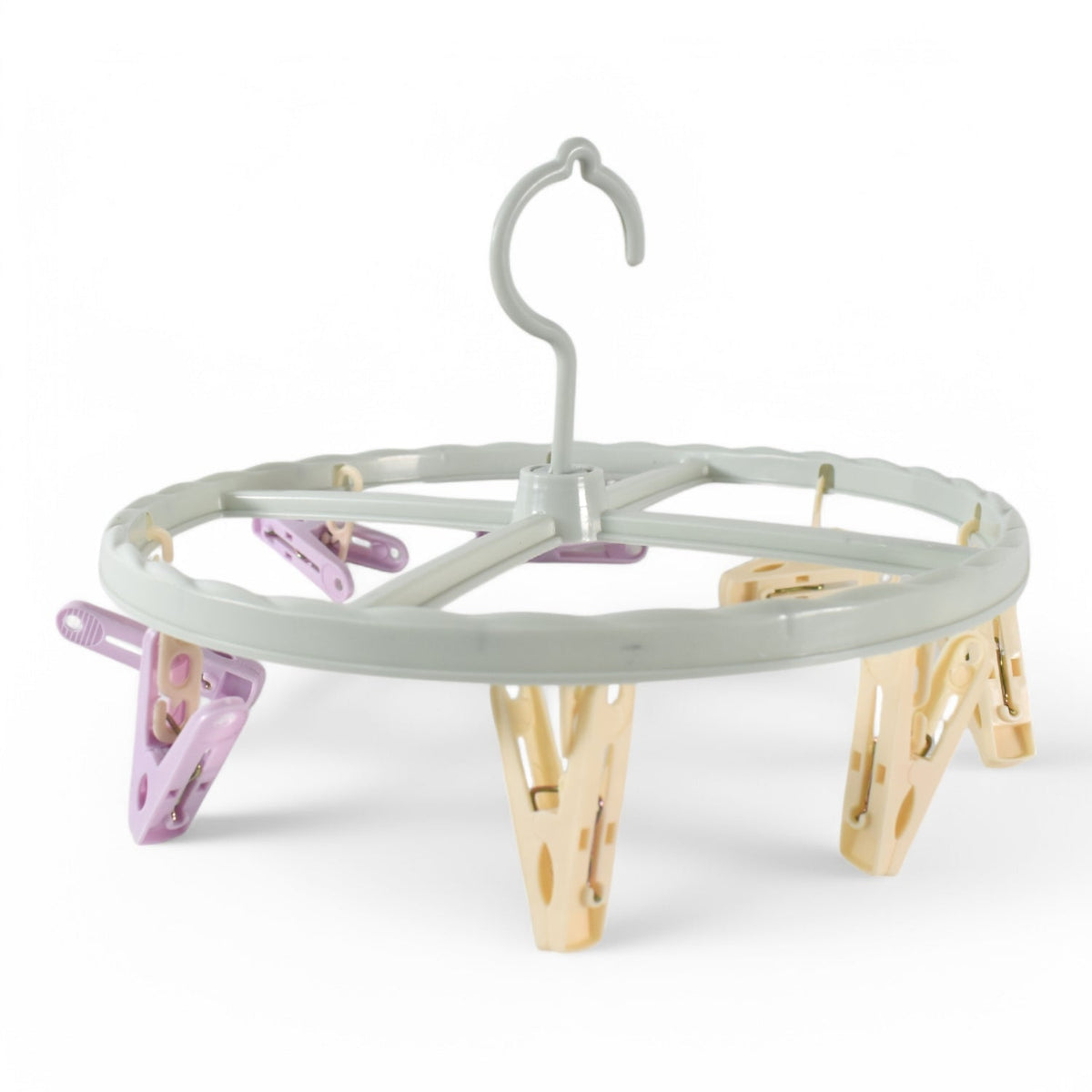 Plastic clothespin rack for laundry drying with durable clips