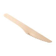 Disposable wooden knife set with serrated cutting edge for easy slicing