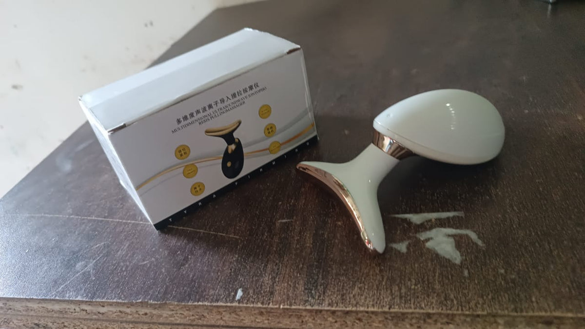 The Neck Face Massager packaging box, ensuring safe delivery.